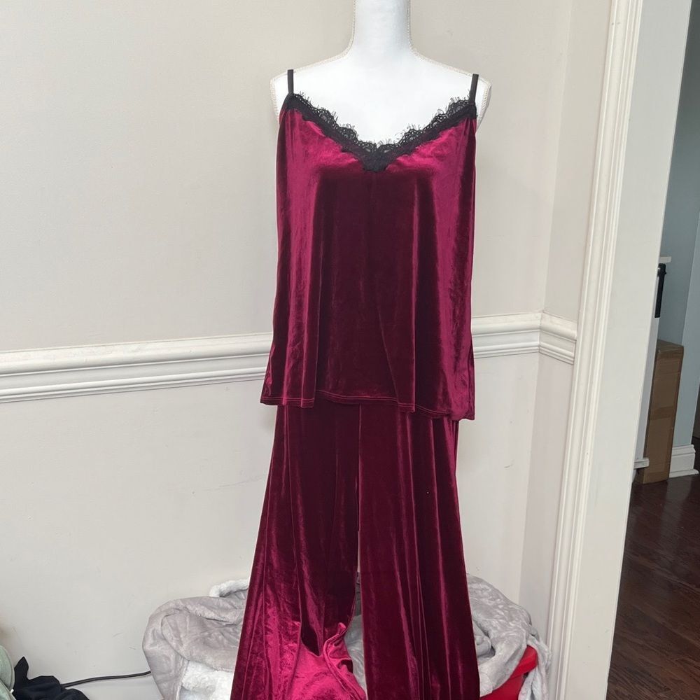 NWOT Boston Proper Burgundy Velvety Sleepwear Set Size XL